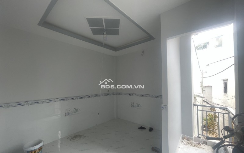  Bán nhà ngay chợ vải phú thọ hòa 4x8m...2tầng  chỉ nhỉnh 3tỷ