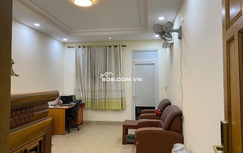 BÁN NHÀ ĐẸP 4 TẦNG HẺM XE HƠI - KHU VIP LINH TRUNG THỦ ĐỨC. GẤP BÁN- GIÁ CHỈ 5.9 TỶ SAU NHIỀU LẦN GIẢM CHÀO