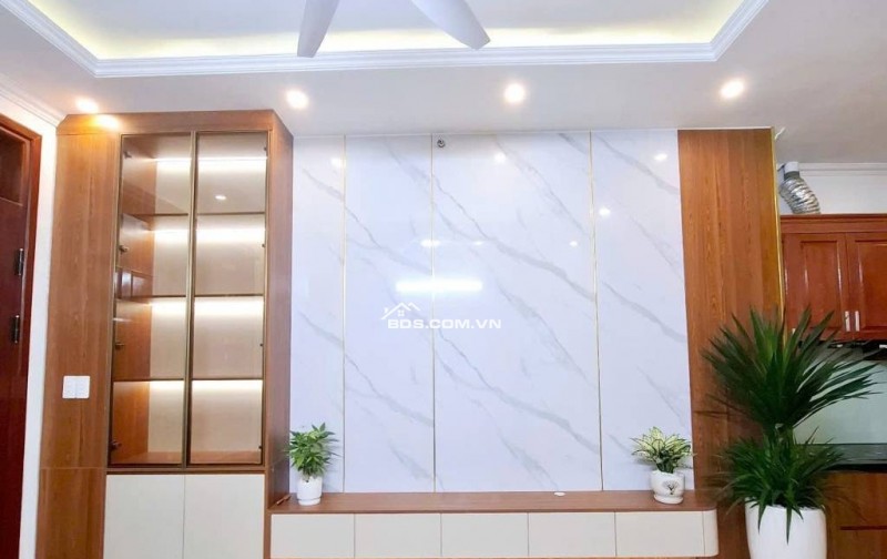  NHÀ ĐẸP, NGÕ NÔNG – GẦN Ô TÔ – FULL NỘI THẤT– AN NINH TUYỆT ĐỐI– HÀNG XÓM GARDEN CITY THẠCH BÀN