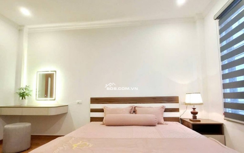  NHÀ ĐẸP, NGÕ NÔNG – GẦN Ô TÔ – FULL NỘI THẤT– AN NINH TUYỆT ĐỐI– HÀNG XÓM GARDEN CITY THẠCH BÀN