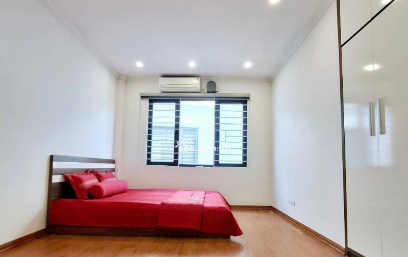  NHÀ ĐẸP, NGÕ NÔNG – GẦN Ô TÔ – FULL NỘI THẤT– AN NINH TUYỆT ĐỐI– HÀNG XÓM GARDEN CITY THẠCH BÀN