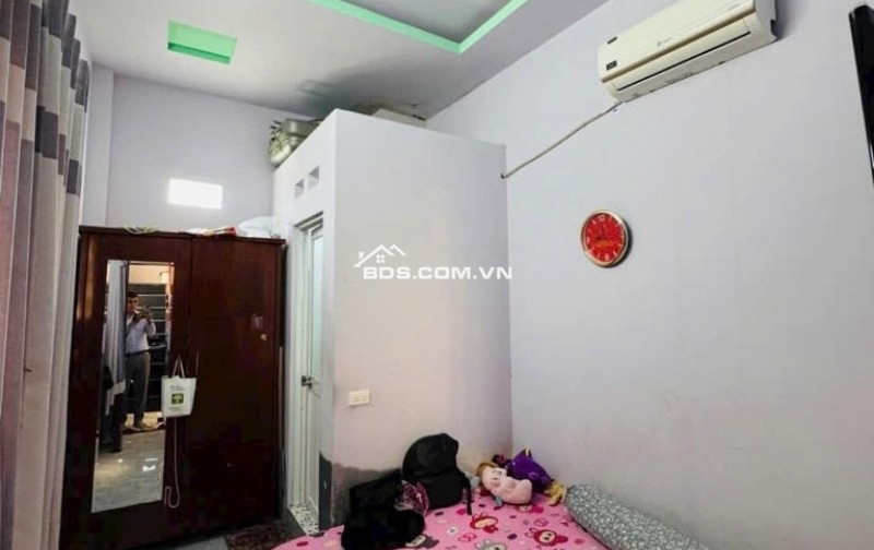 NHÀ 3 TẦNG – CÓ HẦM ĐỂ XE – GẦN CUỐI ĐƯỜNG TÊN LỬA – CHỈ 3.6 TỶ 