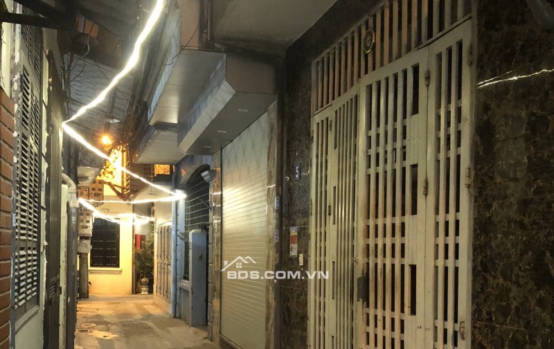 Nhà mới tặng nội thất xịn xò 100% quận Hai Bà Trưng