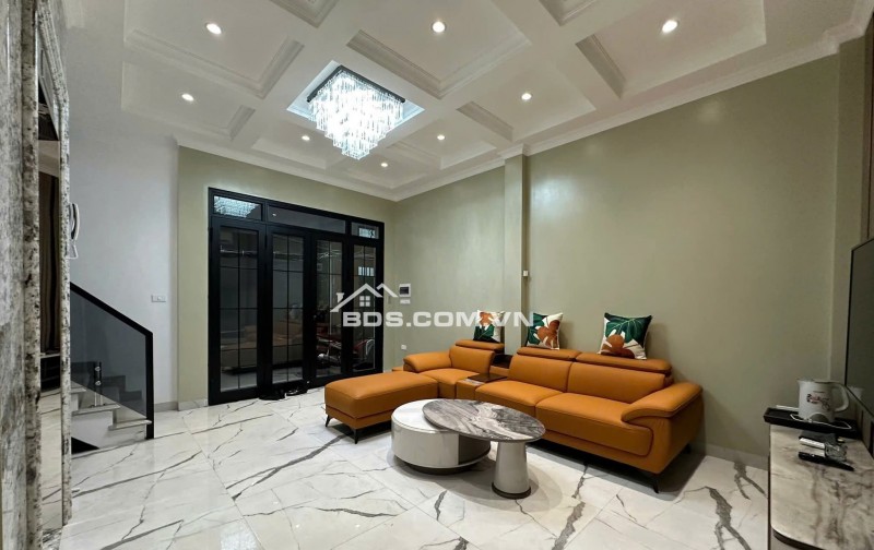 Nhà Đẹp Kinh Doanh, Thang Máy, Chợ Khâm Thiên 34m, 7 tầng, mt 6m, giá 12 tỷ.