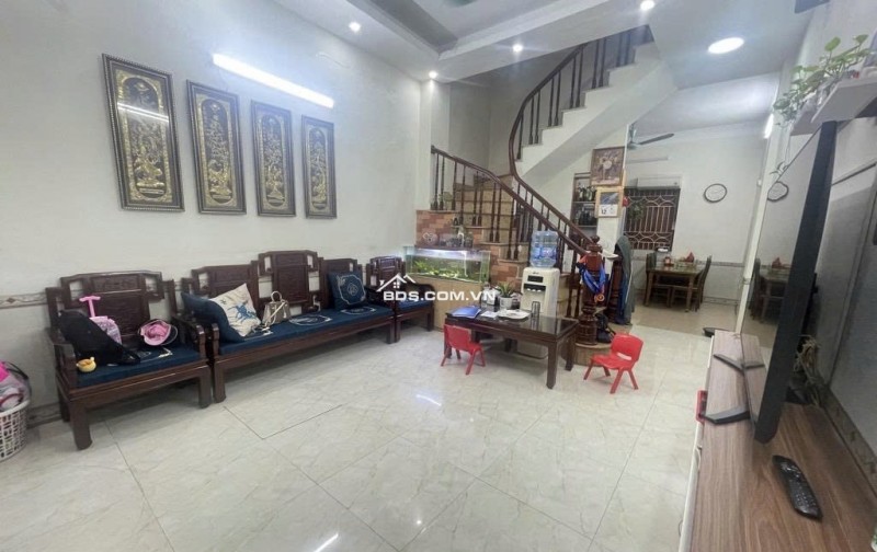 Hiếm ! Bán Nhà Định Công Thượng, Hoàng Mai - Oto - Gần Phố - 55m, 4 Tầng. Nhỉnh 11 Tỷ.