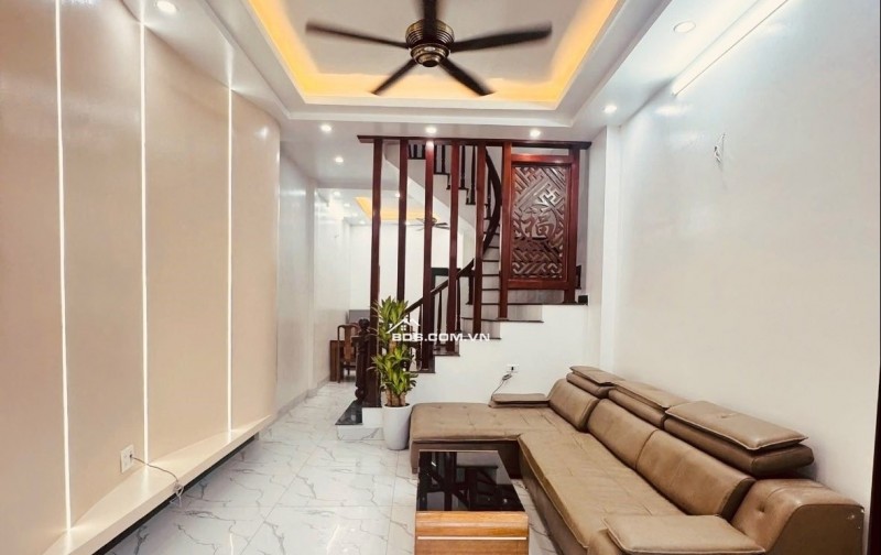 BÁN NHÀ ĐẸP 2.48 TỶ 3 TẦNG 48M2 ( ĐÔNG NAM ) NGÕ KHU BÃI VƯỢT