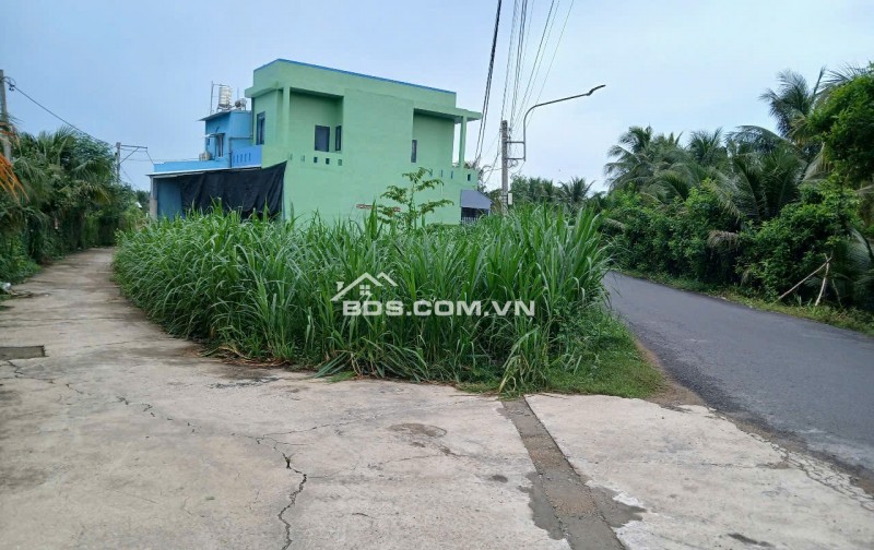 LÔ ĐẤT GÓC - VI TRÍ ĐẮC ĐỊA. Rộng 275m2 MẶT TIỀN 90E Mỹ Lương, Mỹ Phong.