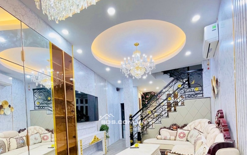 Nhà Đẹp Ngõ Ô Tô Trường Chinh, Thanh Xuân 49/52m, 5 tầng, mt 3,5m, giá 14.2 tỷ.