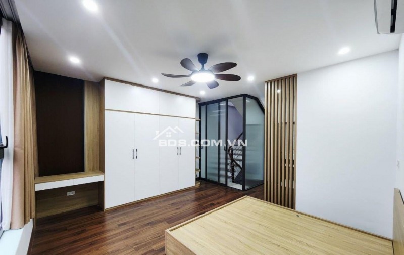 BÁN NHÀ VĂN LA - HÀ ĐÔNG, THANG MÁY, 36M2, 10.X TỶ