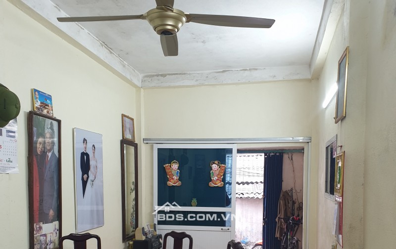 BÁN NHÀ 1.35 TỶ 2 TẦNG 45M2 Ô TÔ ĐỖ CỬA NGÕ BÙI BẰNG ĐOÀN