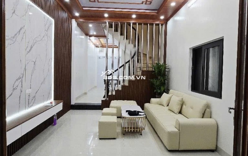 Nhỉnh 9 Tỷ - 42m, 4 Tầng - Full Nội Thất - Oto Gần - Kim Giang, Thanh Xuân.