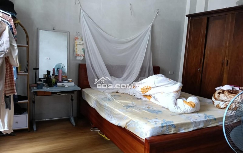 BÁN NHÀ VIEW HỒ - SIÊU THOÁNG MÁT - CHẮC CHẮN – NGÕ NÔNG, RỘNG RÃI TẠI SÀI ĐỒNG – GIÁ CHỈ 6.XX TỶ