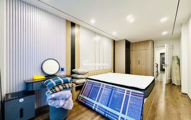  NHÀ ĐẸP MỚI TOANH – FULL NỘI THẤT – GARA Ô TÔ – THANG MÁY – KINH DOANH – NGÕ THÔNG Ô TÔ 