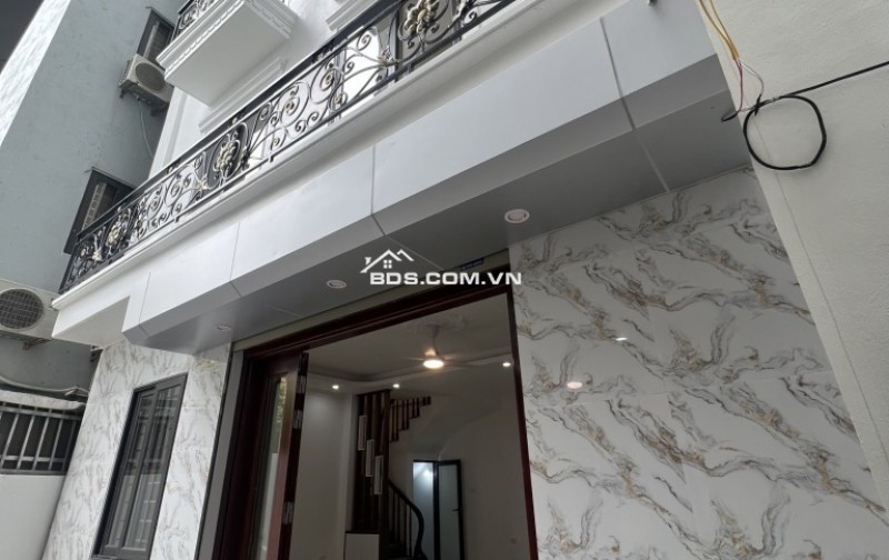 BÁN NHÀ VIEW HỒ - SIÊU THOÁNG MÁT - CHẮC CHẮN – NGÕ NÔNG, RỘNG RÃI TẠI SÀI ĐỒNG – GIÁ CHỈ 6.XX TỶ