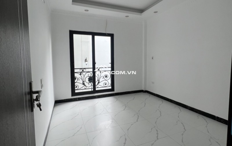 BÁN NHÀ VIEW HỒ - SIÊU THOÁNG MÁT - CHẮC CHẮN – NGÕ NÔNG, RỘNG RÃI TẠI SÀI ĐỒNG – GIÁ CHỈ 6.XX TỶ