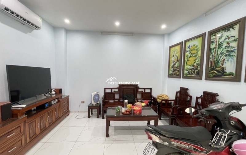  BÁN NHÀ NGÕ RỘNG - 20M RA PHỐ Ô TÔ TRÁNH – PHƯỜNG THẠCH BÀN - GIÁ CHỈ 6.XX TỶ 