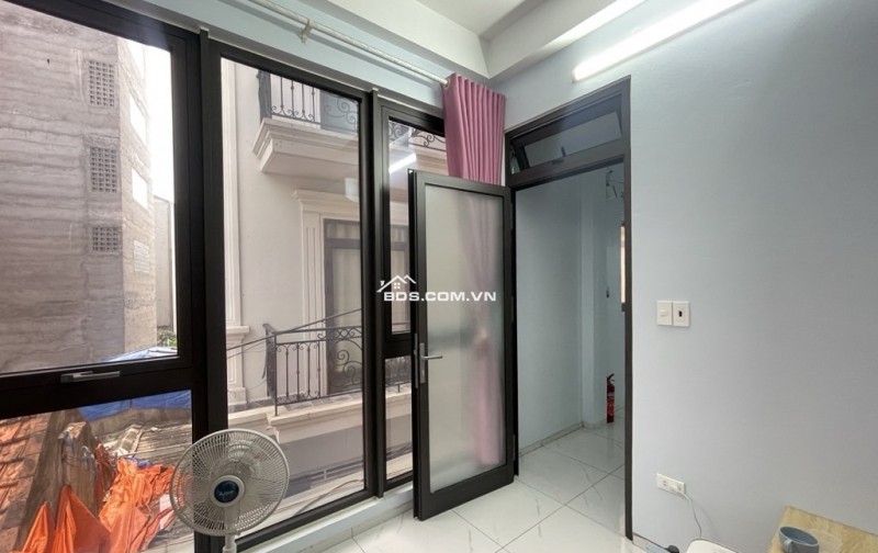  BÁN NHÀ NGÕ RỘNG - 20M RA PHỐ Ô TÔ TRÁNH – PHƯỜNG THẠCH BÀN - GIÁ CHỈ 6.XX TỶ 