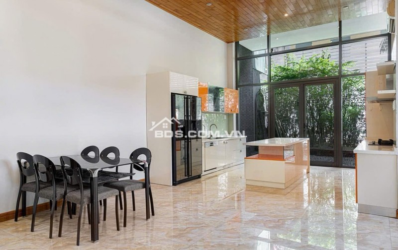 Bán Biệt phủ Trung tâm Hải Châu - Đà Nẵng. Rộng rãi - Hiện đại - Đẳng cấp. Giá chỉ 34 tỷ.