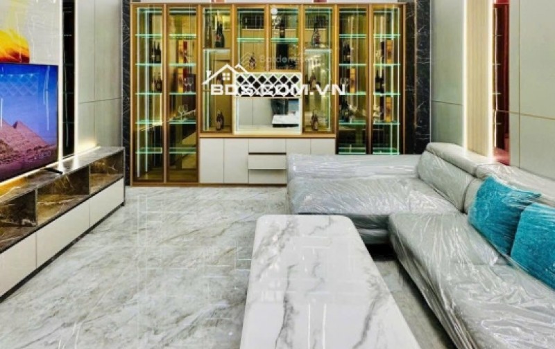 Bán nhà Đường Số 30, Phường 6, Gò Vấp; Diện tích: 4.2m x 16m; 5 tầng.