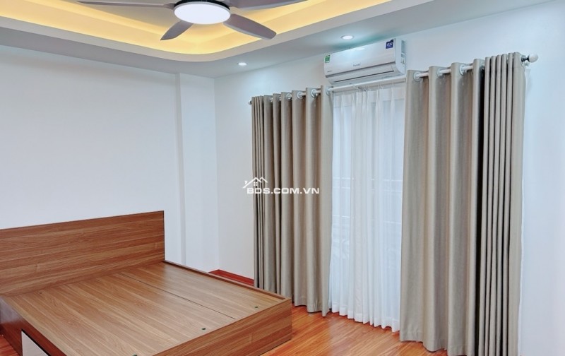  BÁN NHÀ MỚI TINH – FULL NỘI THẤT CAO CẤP – CÁCH PHỐ 30M – THẠCH BÀN, LONG BIÊN 