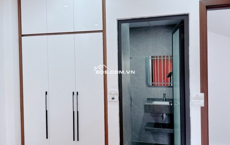  BÁN NHÀ MỚI TINH – FULL NỘI THẤT CAO CẤP – CÁCH PHỐ 30M – THẠCH BÀN, LONG BIÊN 