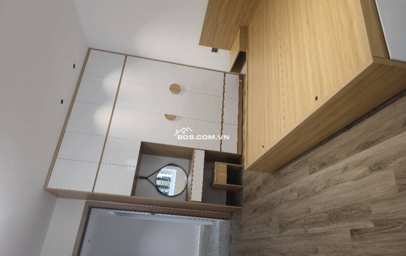 NHÀ PHẠM VĂN ĐỒNG – GẦN Ô TÔ TRÁNH – NGÕ THÔNG –FULL ĐỒ-Ở NGAY
