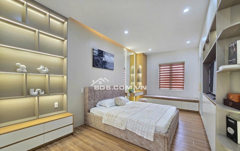VILLA MINI 4 TẦNG – HỒ BƠI – SÁT BIỂN PHẠM VĂN ĐỒNG