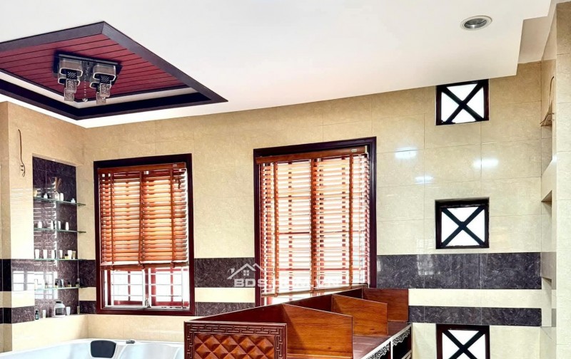 Nhà Đẹp Phân Lô, Ô TÔ, Tân Mai, Hoàng Mai 85/90m, 5 tầng, mt 5m, giá 24.3 tỷ