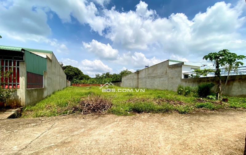CẮT LỖ BÁN GẤP 257M2 ĐẤT THỔ CƯ, SỔ RIÊNG SÁT CHỢ, TRƯỜNG HỌC ĐÔNG DÂN. GIÁ 275TR