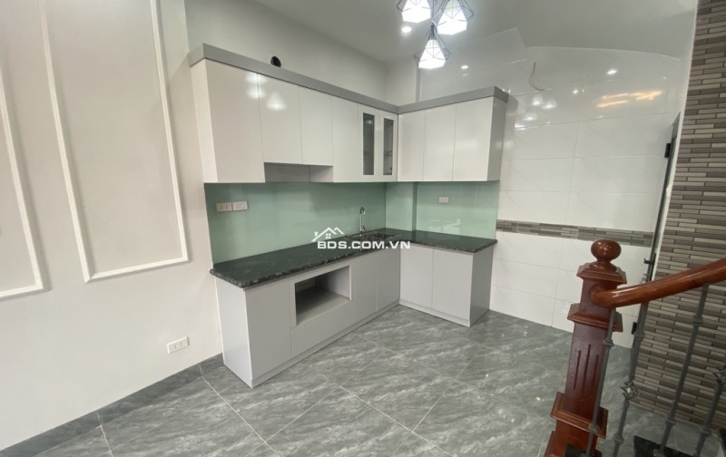  CỰC ƯU ĐÃI – NHÀ ĐẸP 4 TẦNG – GIÁ CHỈ 5.X TỶ – TỔ 9 THẠCH BÀN – LONG BIÊN