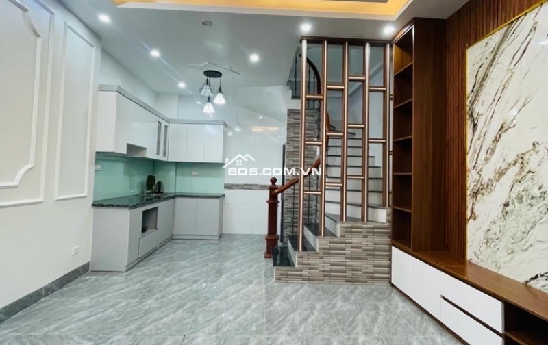  BÁN NHÀ 5 TẦNG ĐẸP – NGÕ RIÊNG – VIEW THOÁNG – GẦN Ô TÔ – THẠCH BÀN, LONG BIÊN