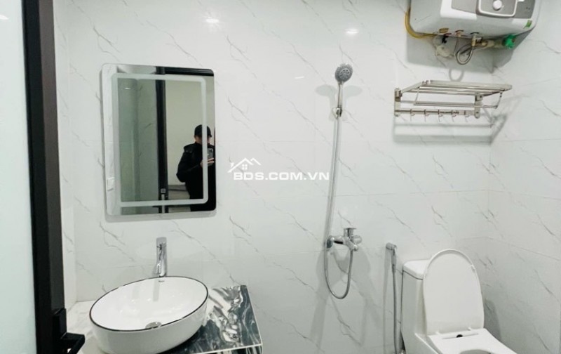  BÁN NHÀ 5 TẦNG ĐẸP – NGÕ RIÊNG – VIEW THOÁNG – GẦN Ô TÔ – THẠCH BÀN, LONG BIÊN