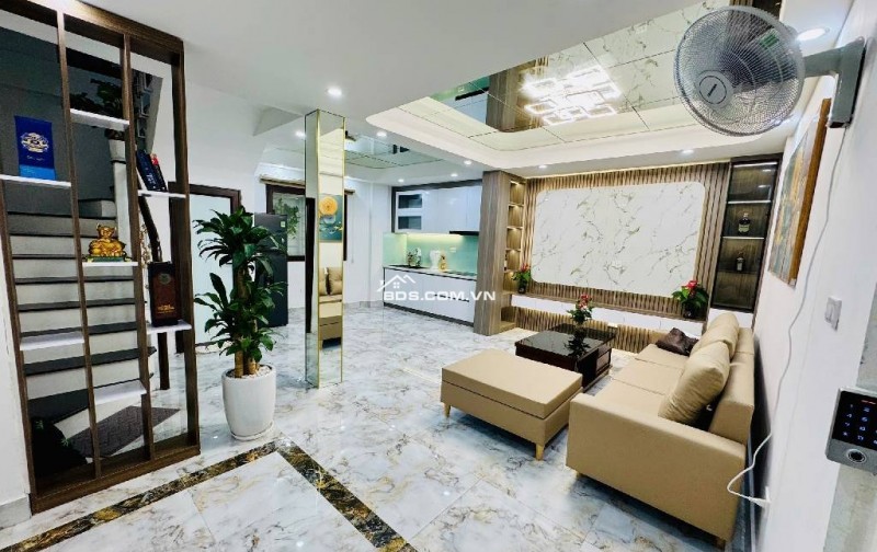 SIÊU PHẨM MINH KHAI – NHÀ ĐẸP NGÕ ĐẸP – FULL NỘI THẤT CAO CẤP – Ở NGAY