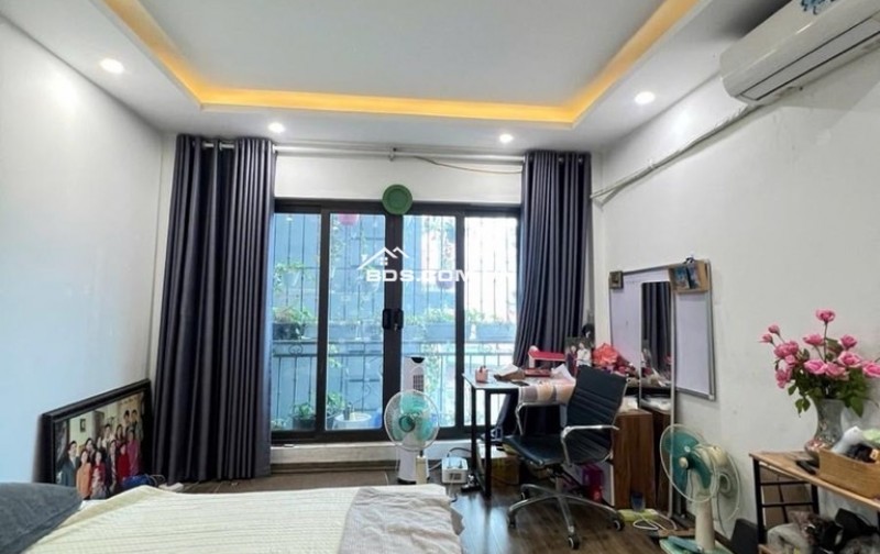 NGÕ THÔNG Ô TÔ - NHÀ MỚI ĐẸP - THOÁNG SÁNG - FULL NỘI THẤT - SỔ VUÔNG NHƯ TỜ A4