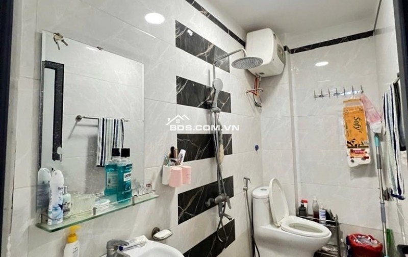 NGÕ THÔNG Ô TÔ - NHÀ MỚI ĐẸP - THOÁNG SÁNG - FULL NỘI THẤT - SỔ VUÔNG NHƯ TỜ A4