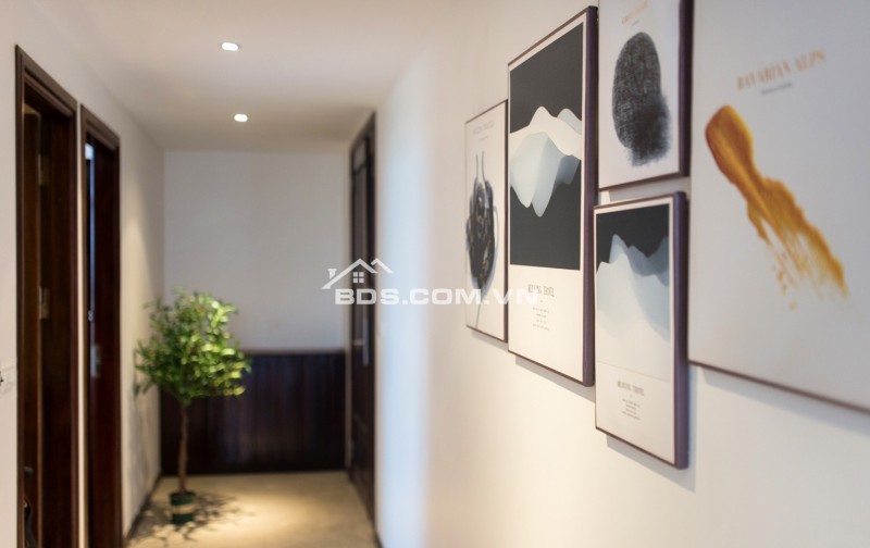 Dòng tiền 3,6 tỷ/năm- Bán tòa Apartment gần MP Liễu Giai 7 tầng- 120m2- 50 tỷ gara ô tô