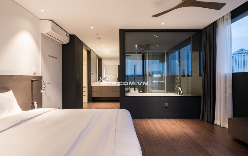 Dòng tiền 3,6 tỷ/năm- Bán tòa Apartment gần MP Liễu Giai 7 tầng- 120m2- 50 tỷ gara ô tô