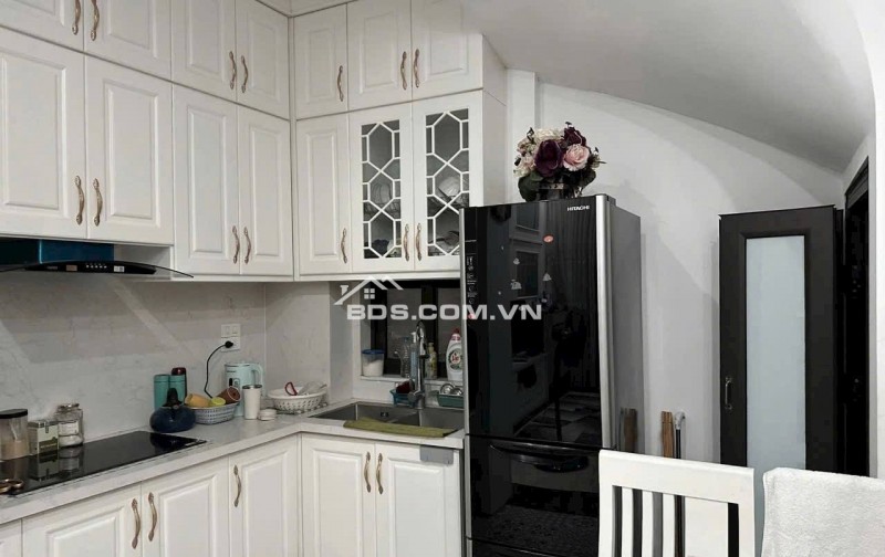 Nhà Đẹp Thái Thịnh, Đống Đa 33m, 5 tầng, mt 4,4m, giá 9.2 tỷ