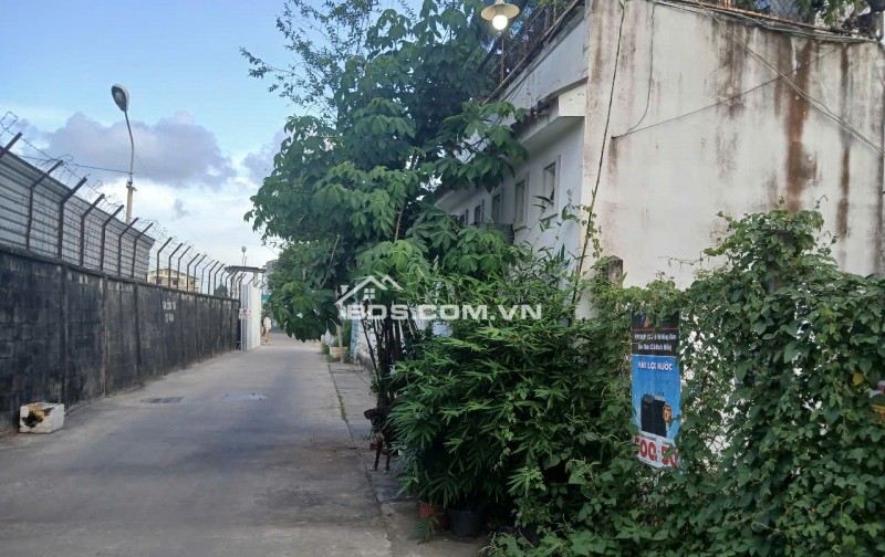 Bán ngôi nhà đẹp mới đẹp lung linh, hẻm xe hơi tránh nhau. P6. TP mỹ Tho. ( P. Thới Sơn-Đống Tháp)