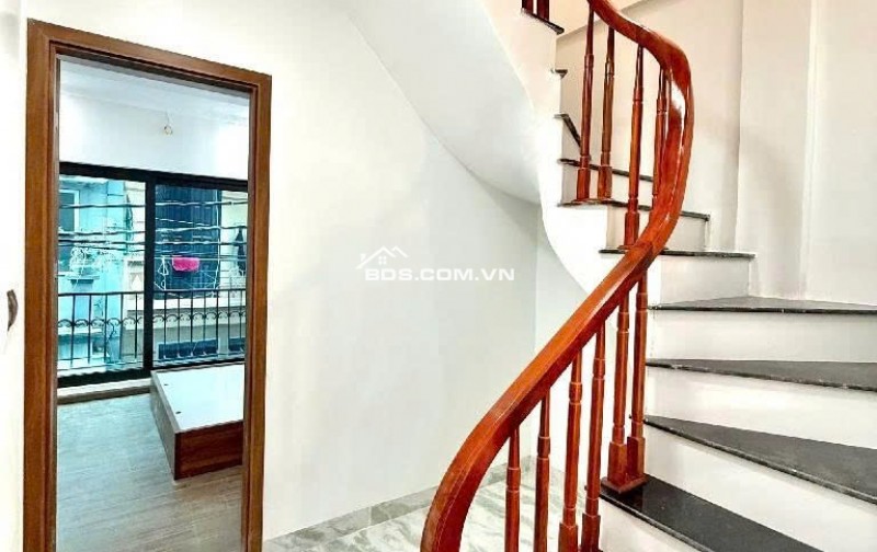 Bán Nhà Phố Khương Trung, Thanh Xuân - Gần Phố - Full Nội Thất - 46m, 5 Tầng. Chỉ 7.9 Tỷ.