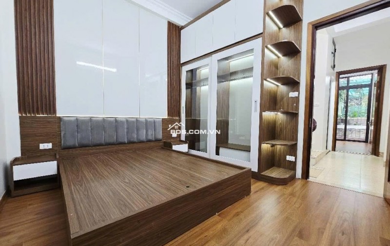 Nhỉnh 9 Tỷ - 42m, 4 Tầng - Full Nội Thất - Oto Gần - Kim Giang, Thanh Xuân.