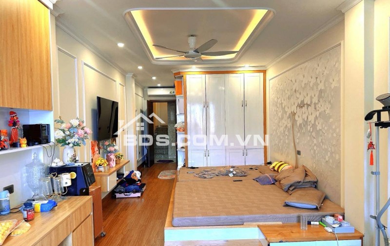 Nhà Đẹp Kinh Doanh Thái Thịnh, Đống Đa 62m, 7 tầng, mt 3.6m, giá 23.5 tỷ.