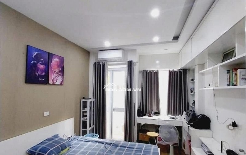 B.ÁN NHÀ HOÀNG HOA THÁM – 5 TẦNG 30M2 – 20M RA PHỐ - GIÁ SIÊU TỐT TRONG KHU VỰC