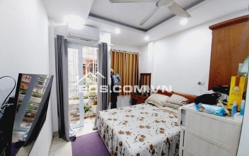 B.ÁN NHÀ HOÀNG HOA THÁM – 5 TẦNG 30M2 – 20M RA PHỐ - GIÁ SIÊU TỐT TRONG KHU VỰC