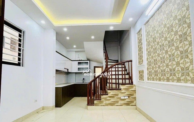 BÁN NHÀ PHÁO ĐÀI LÁNG DIỆN TÍCH 40M2 MẶT TIỀN 5,5M GIÁ 7 TỶ