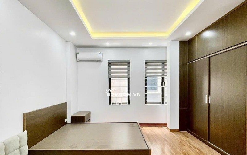 BÁN NHÀ PHÁO ĐÀI LÁNG DIỆN TÍCH 40M2 MẶT TIỀN 5,5M GIÁ 7 TỶ