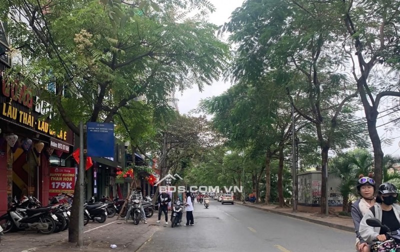 Bán nhà khu Trung Yên Cầu Giấy mặt tiền rộng hiếm có vị trí kinh doanh tốt giá hợp lý