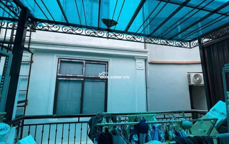 NHÀ ĐẸP DÂN XÂY - LÔ GÓC THOÁNG - 10M RA PHỐ - NHÀ TRƯỜNG CHINH NHỈNH 10 TỶ