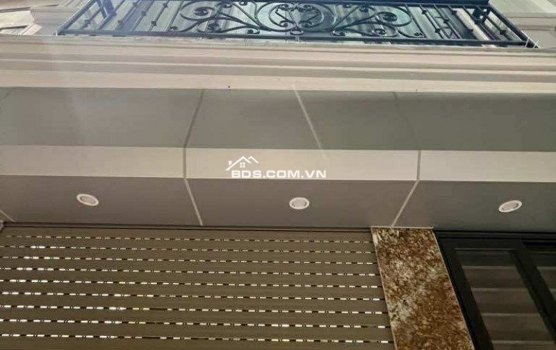 NHÀ ĐẸP DÂN XÂY - LÔ GÓC THOÁNG - 10M RA PHỐ - NHÀ TRƯỜNG CHINH NHỈNH 10 TỶ