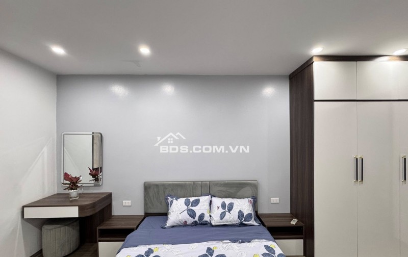BÁN NHÀ NGUYỄN CHÍ THANH ĐỐNG ĐA MẶT TIỀN 4M DIỆN TÍCH 30 M2 GIÁ 6 TỶ